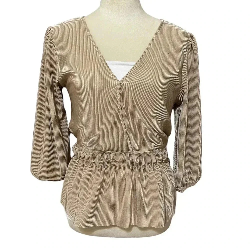 Free‎ Kisses Women’s Dark Champagne Color Size L